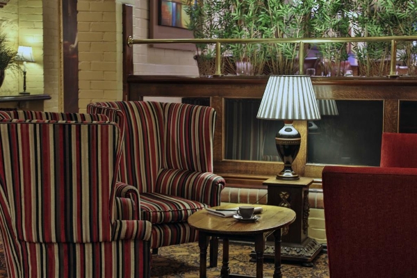 THE BULL SURE HOTEL COLL BY BEST WESTERN
